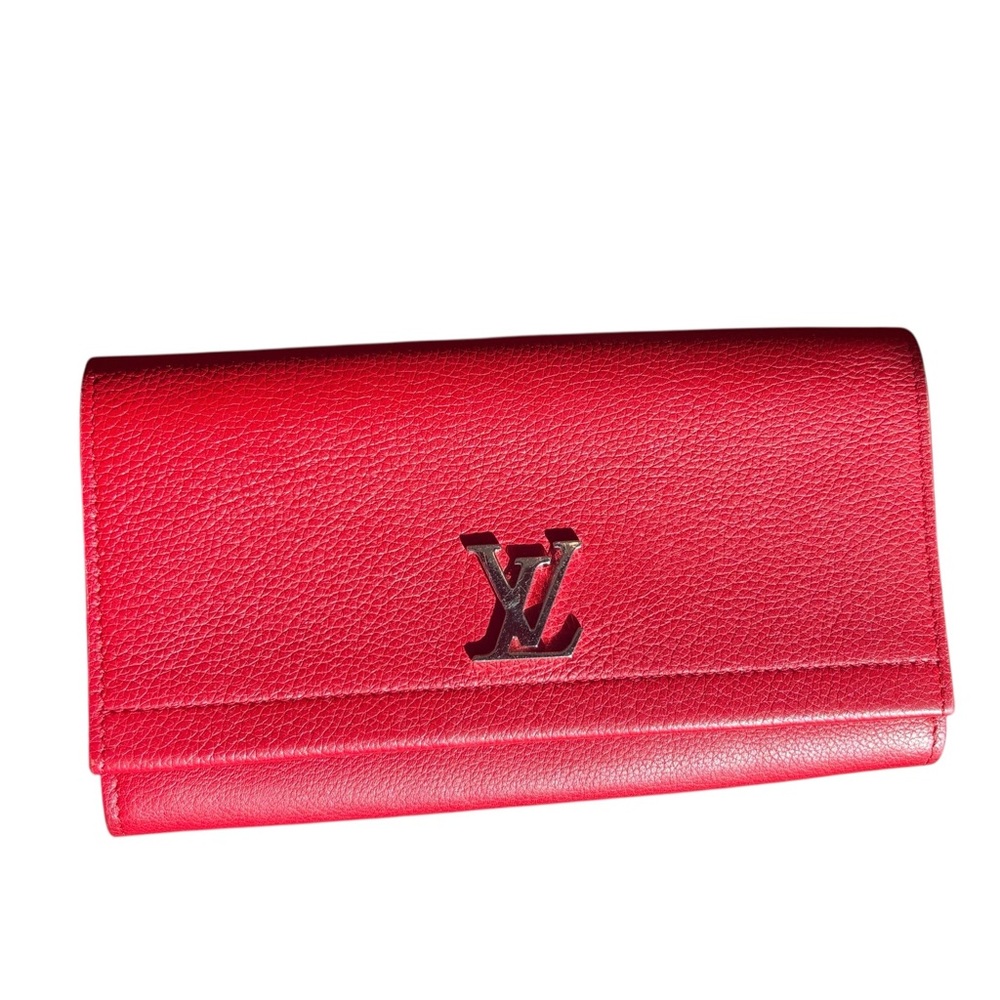 Louis Vuitton Red/Silver Pebbled Leather Flap Wallet Includes Chain/Insert